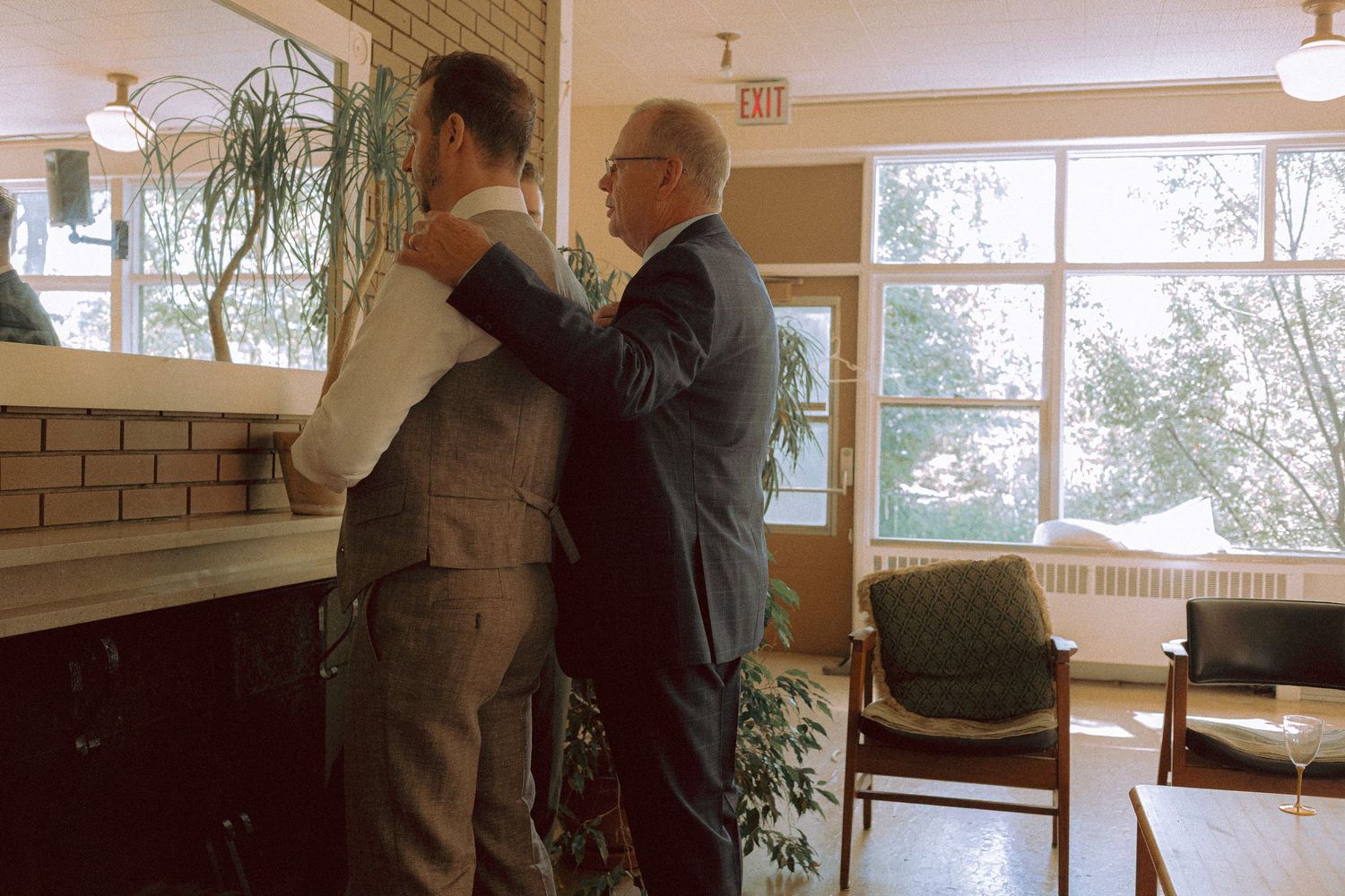 Groom and dad getting ready on Toronto Island