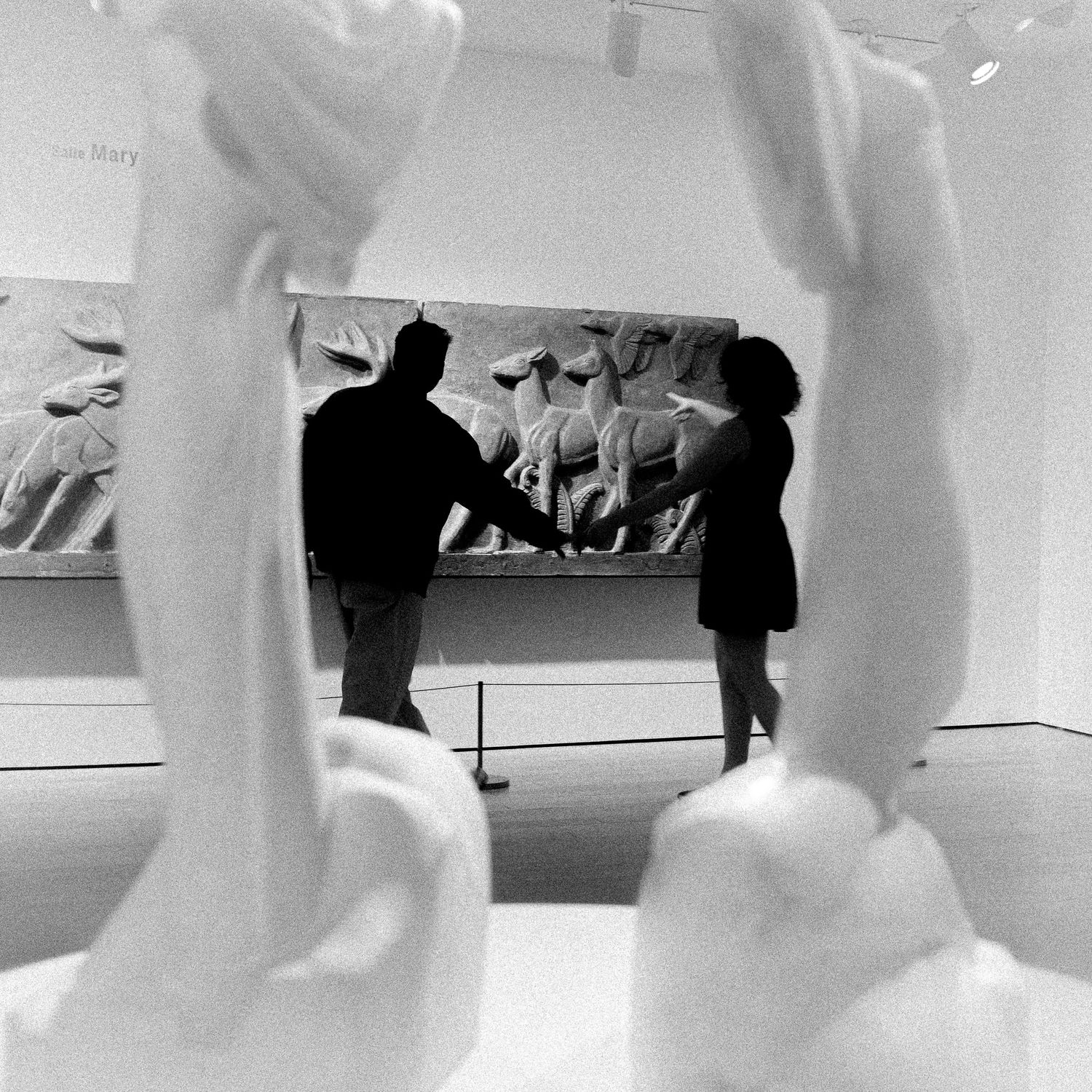 Engagement photoshoot at Art Gallery of Ontario
