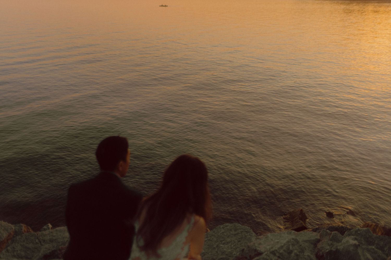 Asian couple wedding shoot at Kensington Market and Scarborough Bluffs with emotional sunset vow reading, candid, romantic, Toronto-based