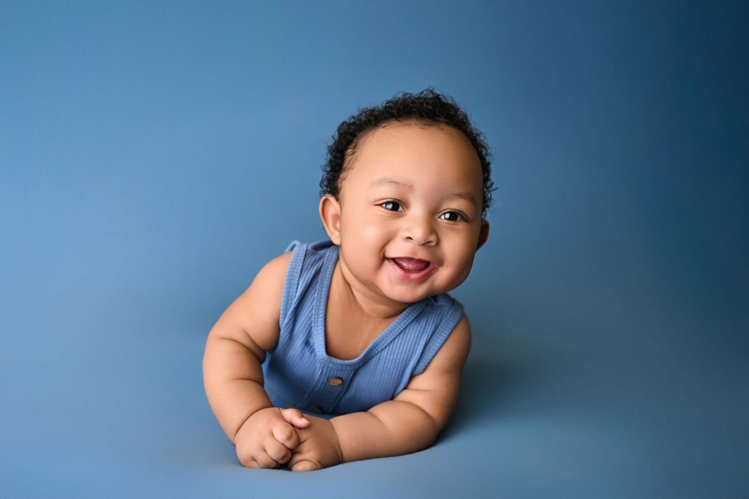 Milestone baby session 3 month old photoshoot in Arizona