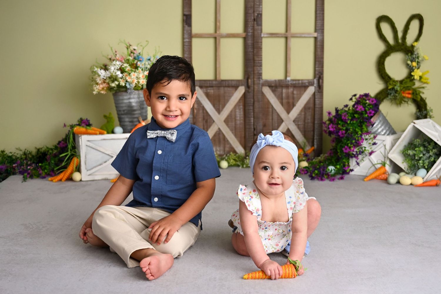 Arizona phoenix Family photographer Easter Holiday Mini Sessions with Two kids
