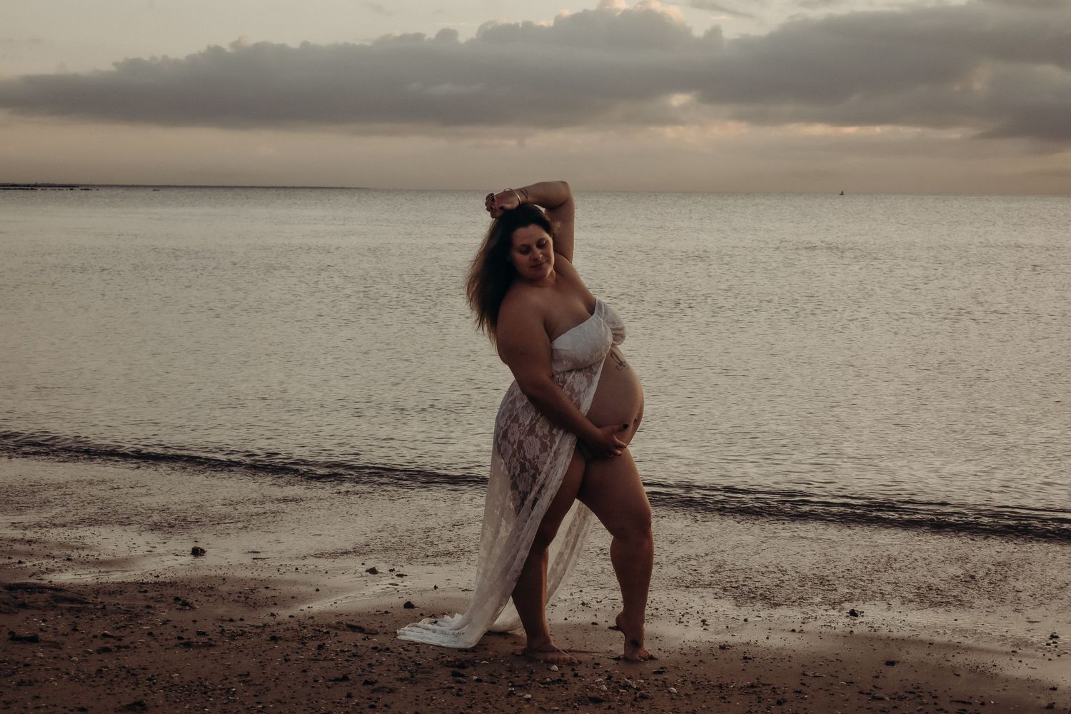 Sunrise maternity photo