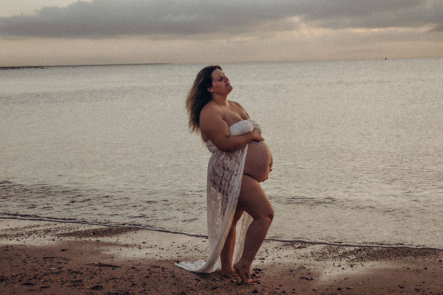 Sunrise maternity shoot