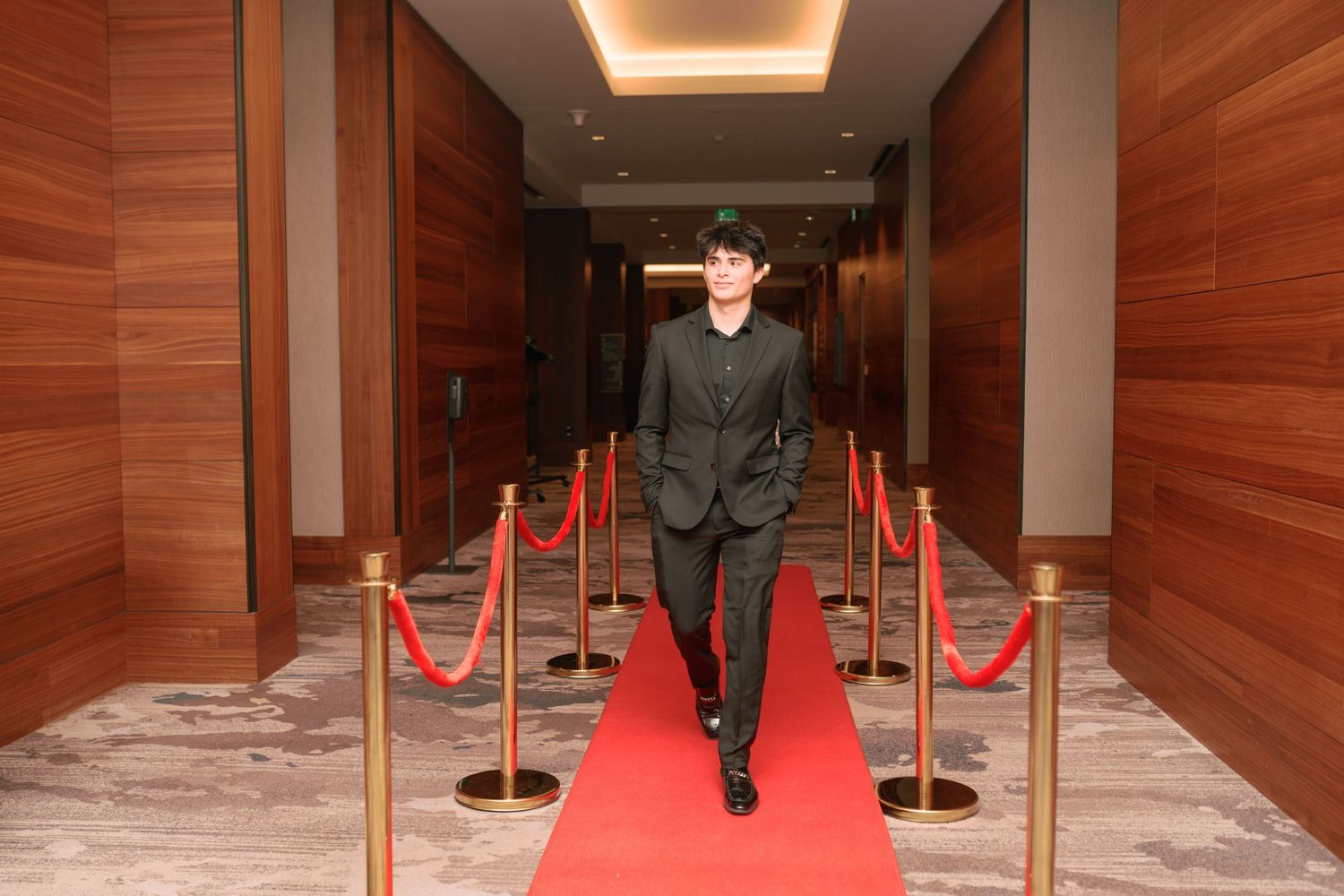 Guest arriving on the red carpet at the State Farm gala, Hyatt Regency Lake Washington event photographer, Renton