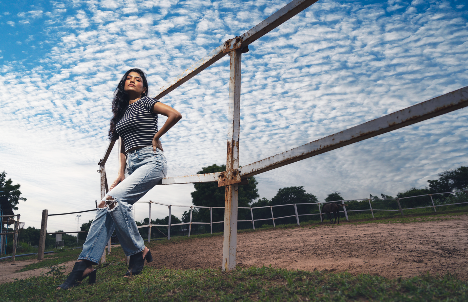 Modern editorial fashion photography for brands and designers.