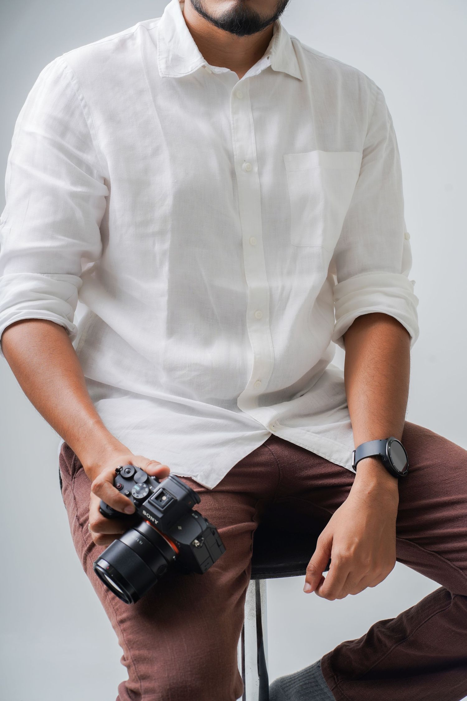 Darshil Patel, commercial fashion photographer in Vadodara, specializing in clothing brands, fashion campaigns and models.