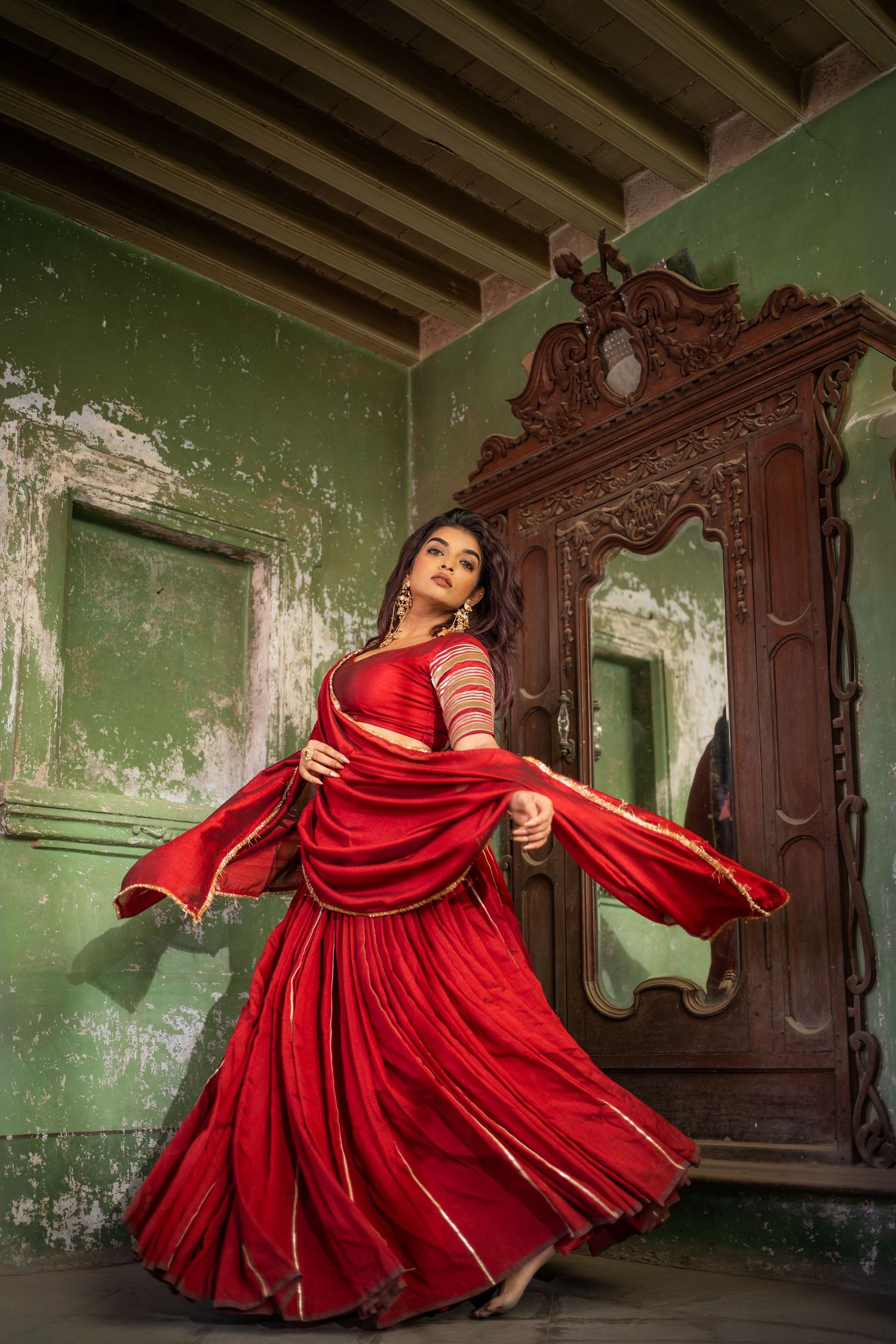 Premium ethnic fashion photoshoot created for a designer Chaniya Choli brand by Frames by Darshil.
