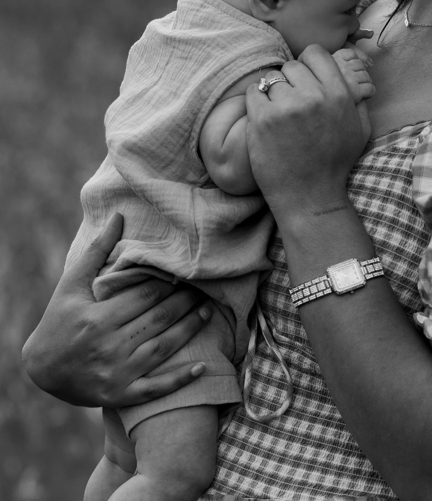Mother holding baby, photo taken by Rock Hill Family Photographer, Natalie Wilson Photo