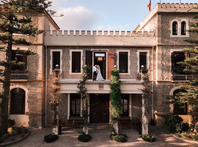 Luxury destination wedding inspiration from With Charlotte | Spain, helping UK couples plan weddings across Alicante and Costa Blanca