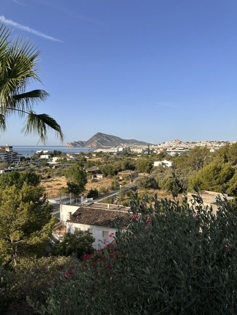 Destination wedding planning inspiration for UK couples planning luxury weddings in Alicante, Altea Costa Blanca, Spain