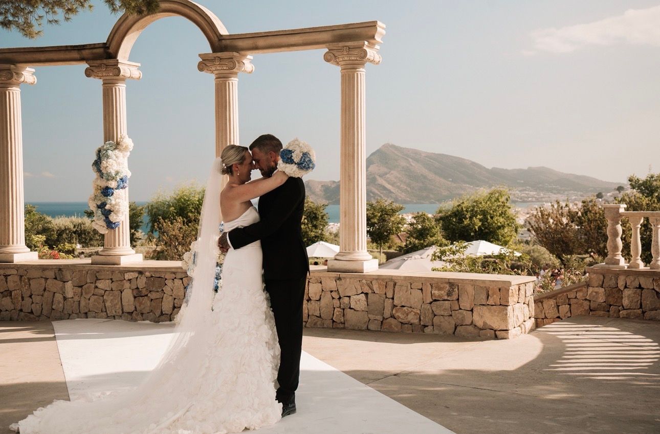 Wedding planning, concierge and styling inspiration for English speaking and UK couples planning unforgettable weddings across Spain
