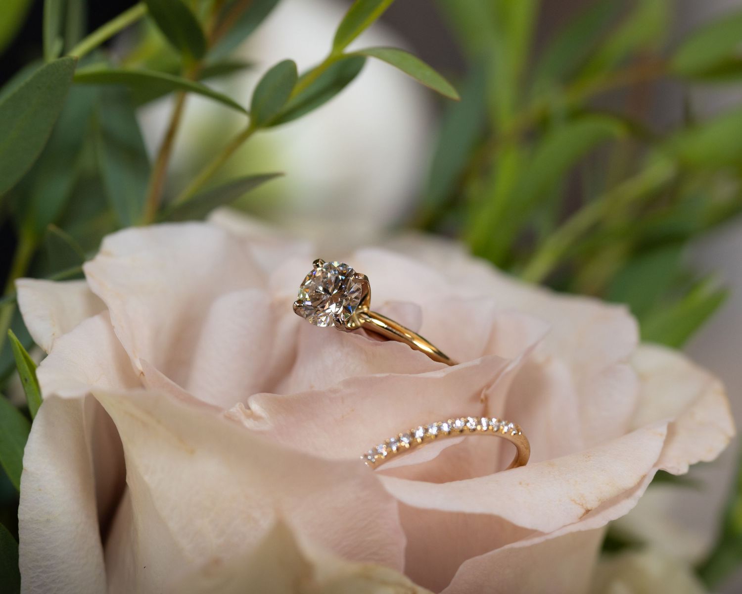 Fv3 Media New Hampshire New England Photography - Wedding photography wedding rings in flowers