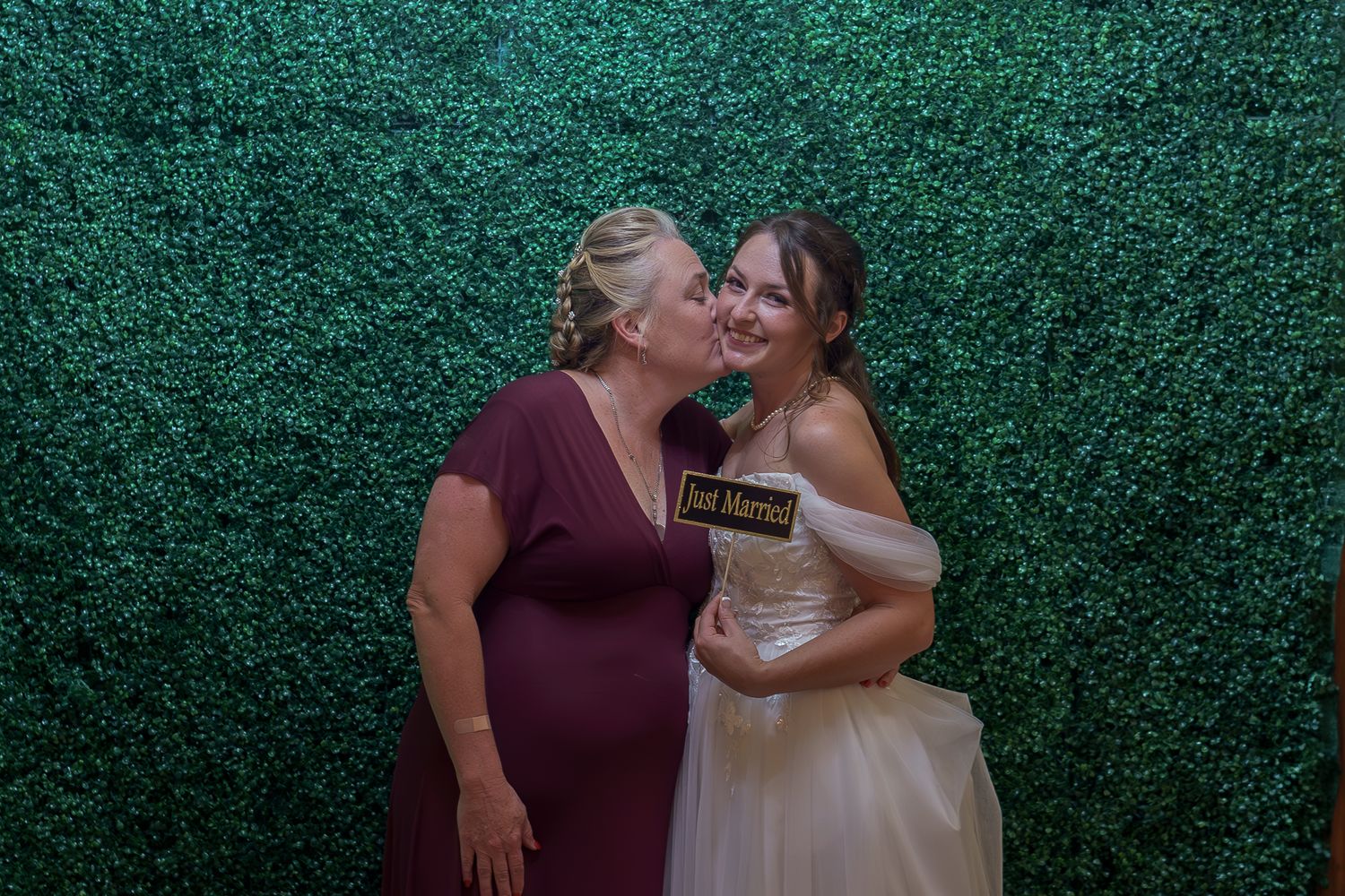 Colorado wedding photographer
Colorado western wedding photographer
Denver western wedding photographer
western wedding photographer