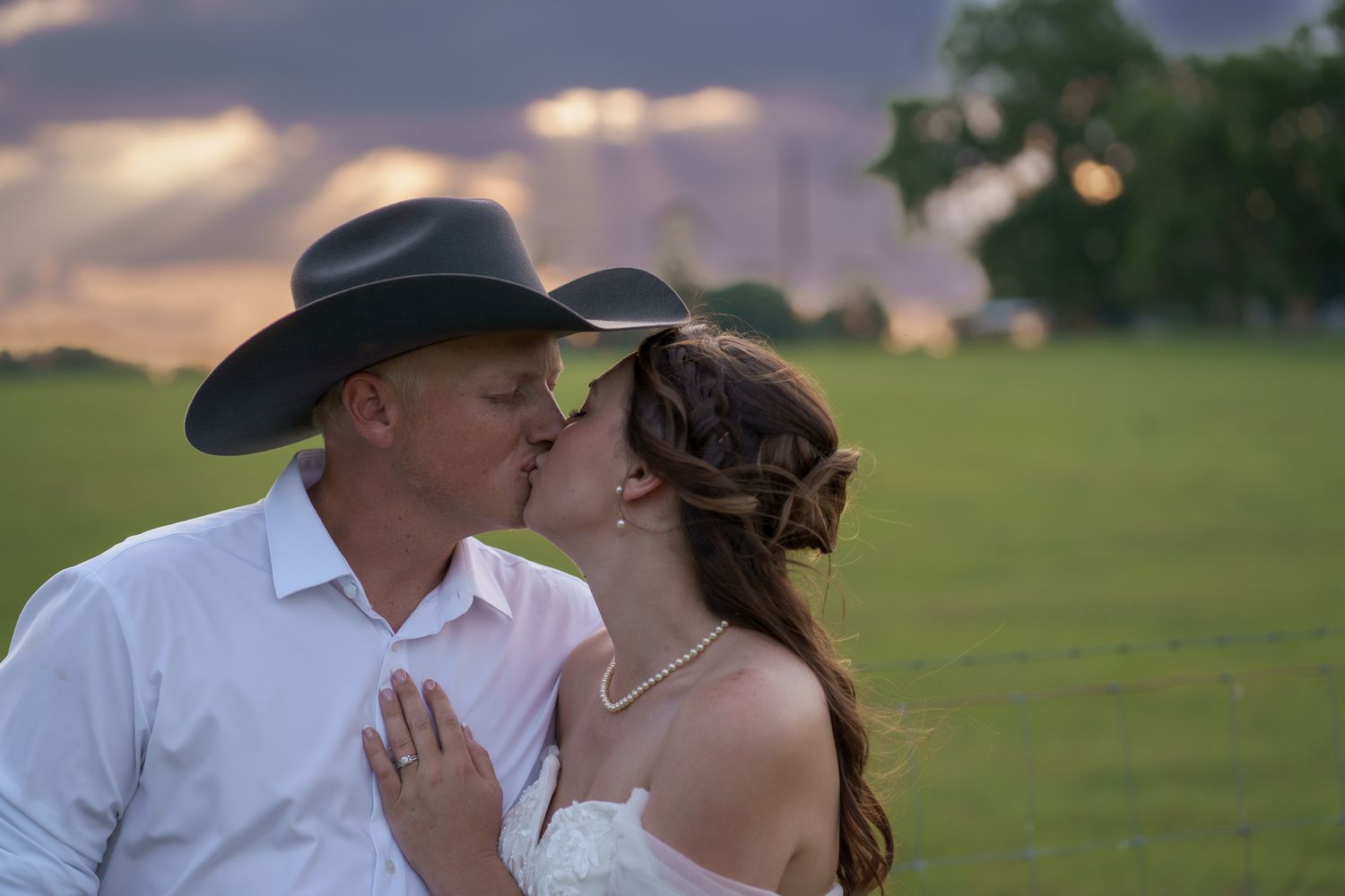 Colorado wedding photographer
Colorado western wedding photographer
Denver western wedding photographer
western wedding photographer