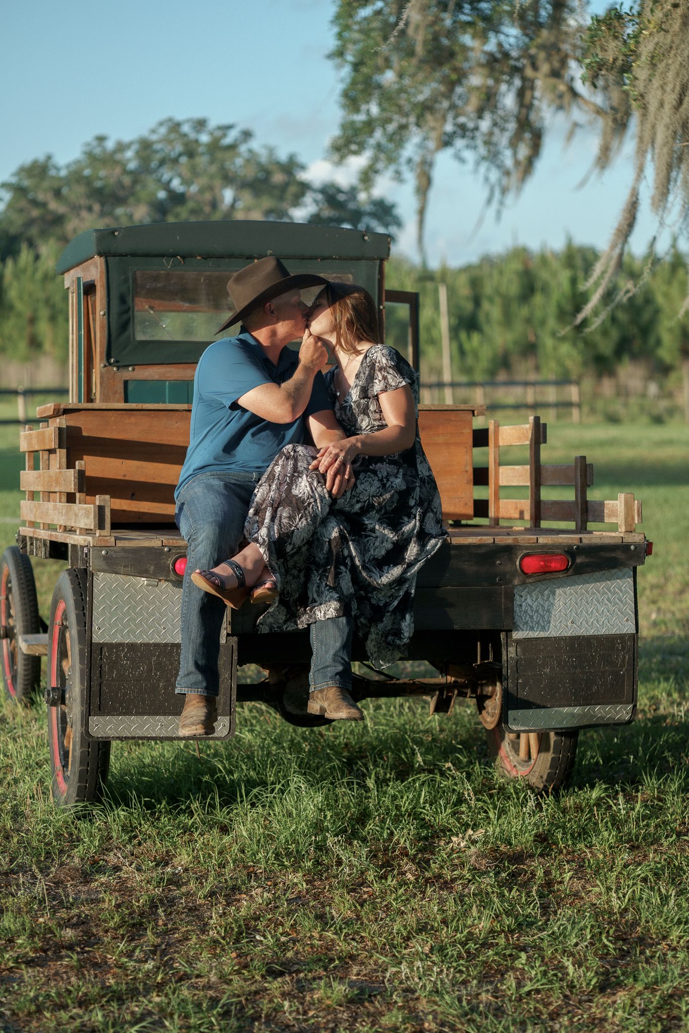 Colorado ranch lifestyle photographer
Colorado cowboy photographer
denver western family photographer
denver western couple photographer