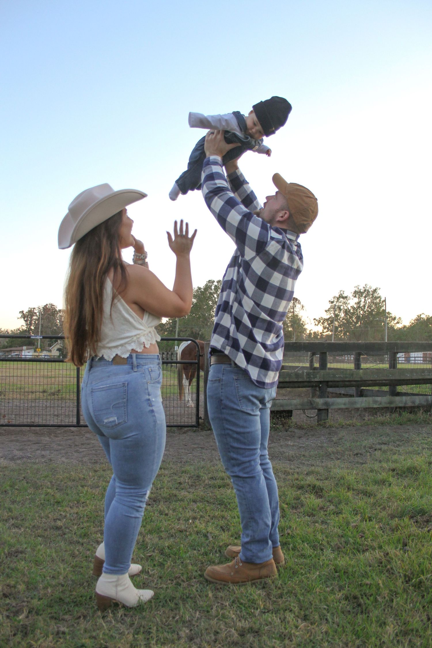 Colorado ranch lifestyle photographer
Colorado cowboy photographer
denver western family photographer
denver western couple photographer