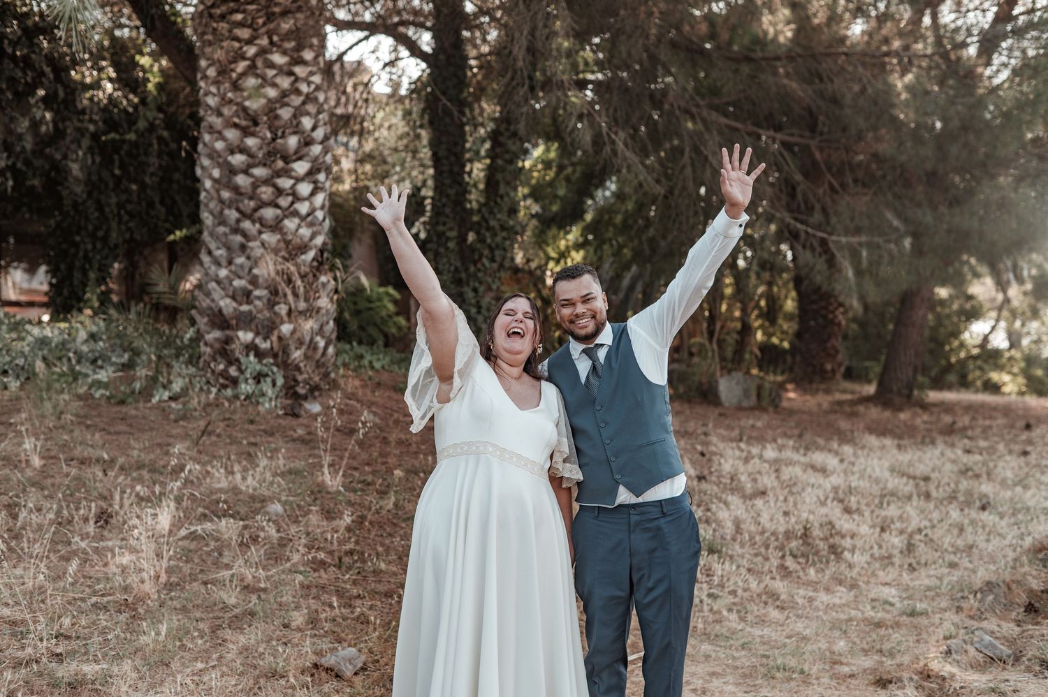 Destination wedding photography in Alentejo with authentic and intimate moments.