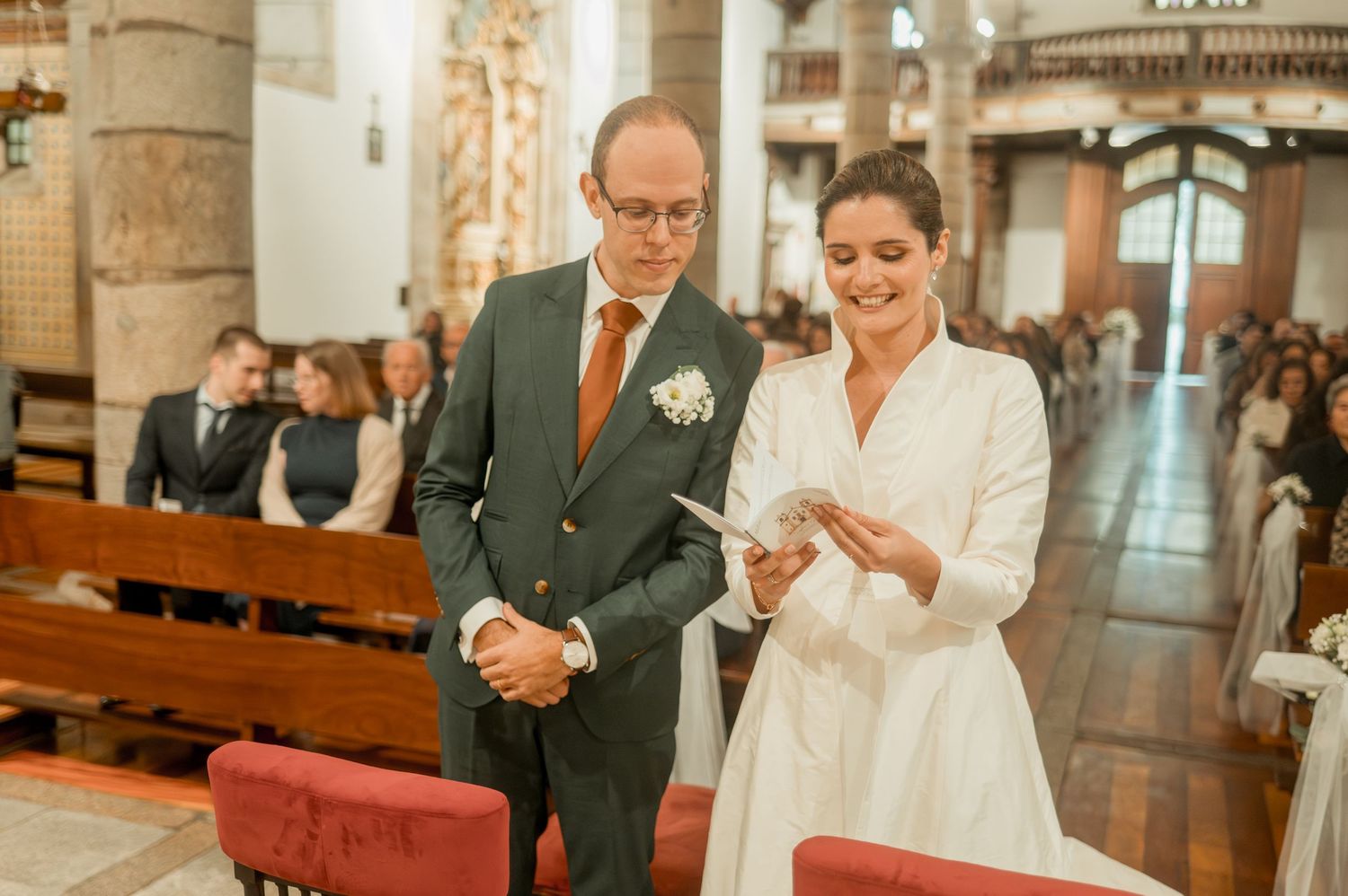 Emotional winter wedding celebration in Porto with cozy and festive atmosphere.