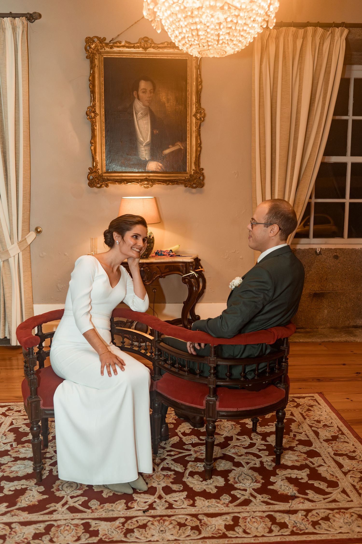 Bride and groom in Porto during a romantic winter wedding with holiday atmosphere.