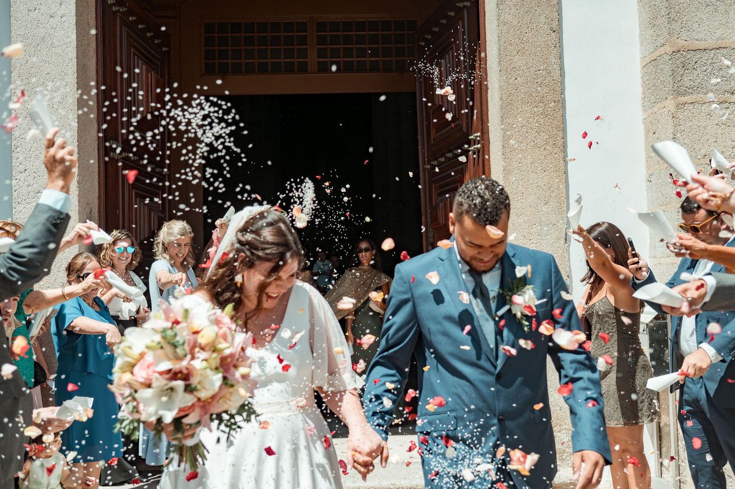 Destination wedding photography in Alentejo with authentic and intimate moments.