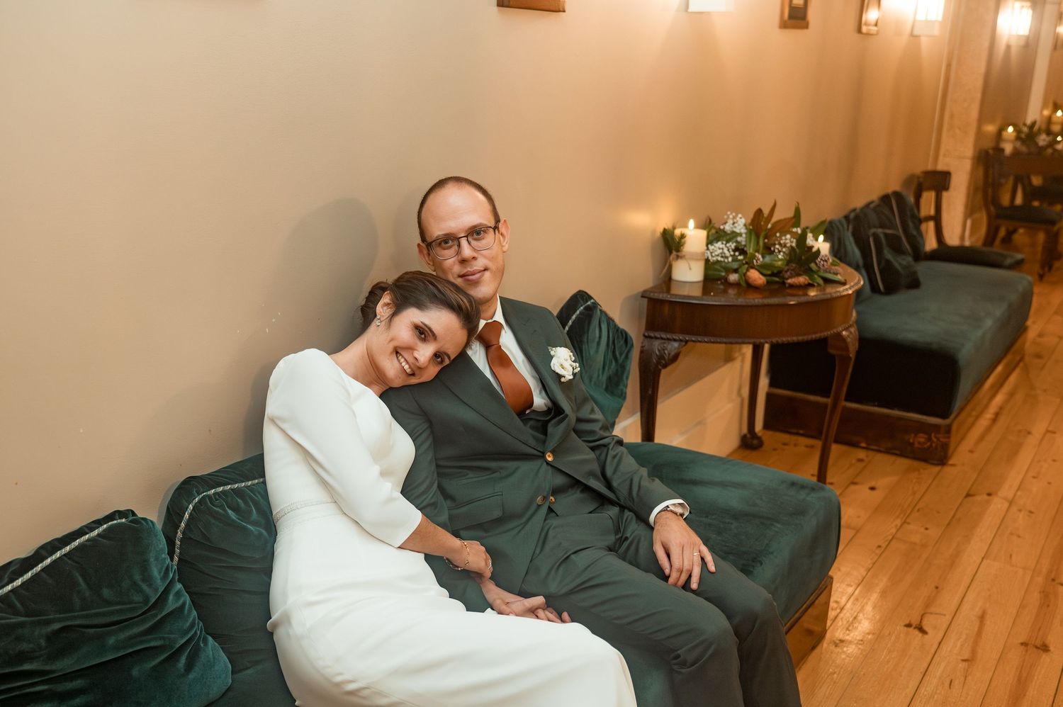 Couple celebrating their wedding in Porto during the magical Christmas season.