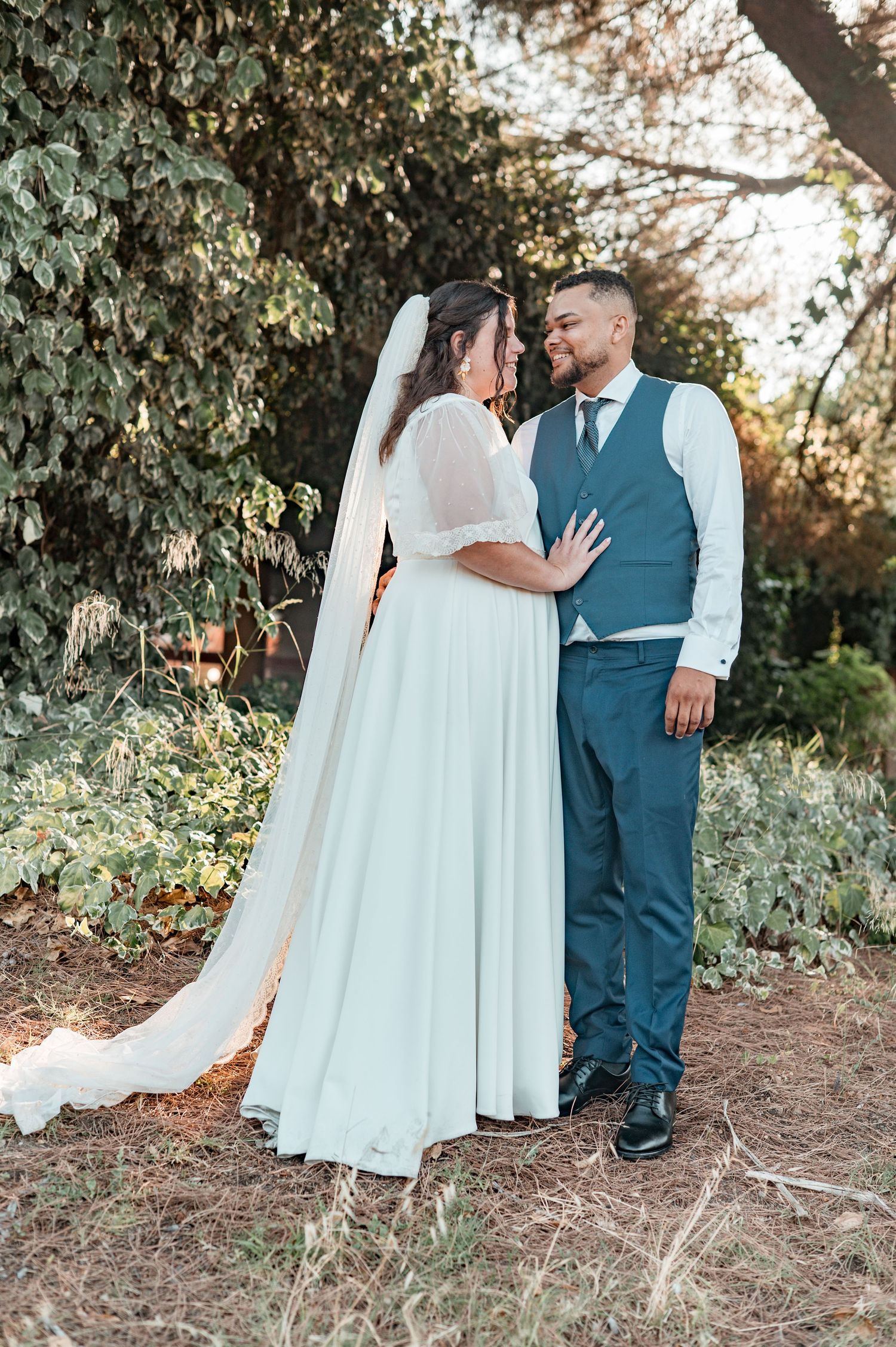 Destination wedding photography in Alentejo with authentic and intimate moments.