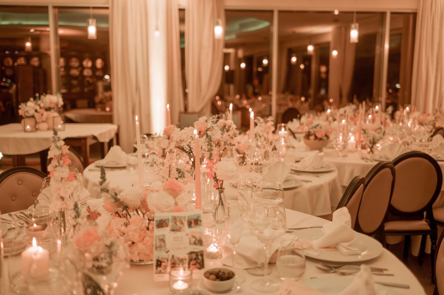 Details of an wedding overlooking the ocean in Parede, Portugal.