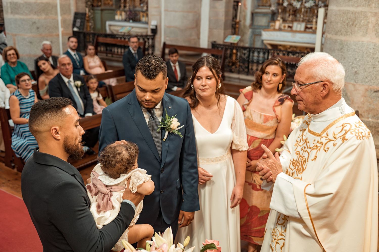 Destination wedding photography in Alentejo with authentic and intimate moments.