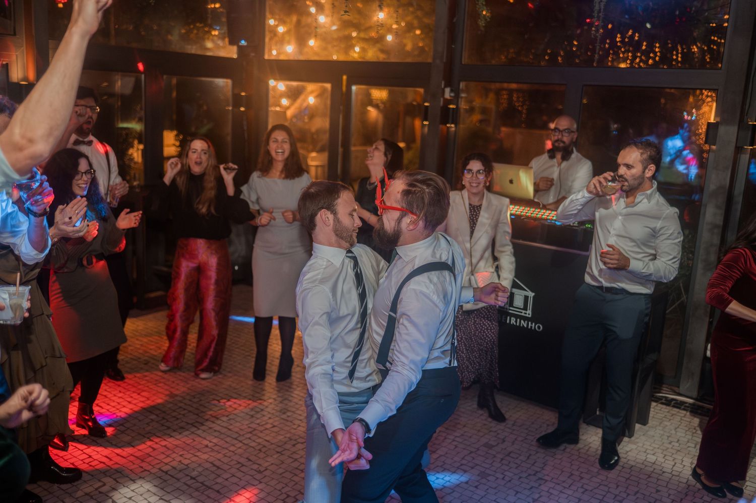 Winter wedding in Porto, Portugal, with Christmas lights and festive decorations in December.