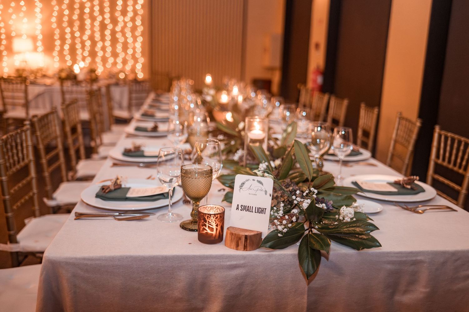 Destination wedding in Porto during Christmas season with elegant winter details.