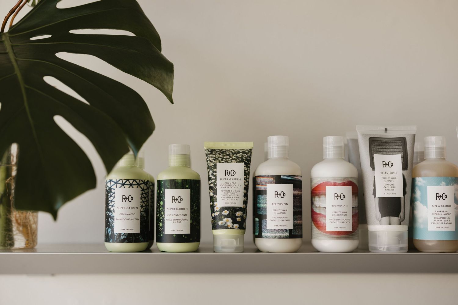 R+Co hårvårdsprodukter – trendiga och effektiva styling- och vårdprodukter för alla hårtyper.