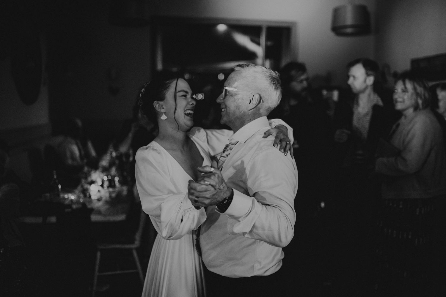 dad and daughter first dance