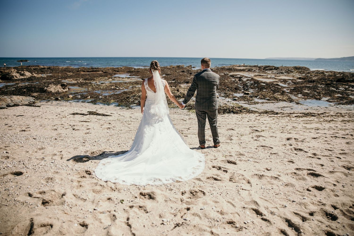 beach cornwall wedding photography