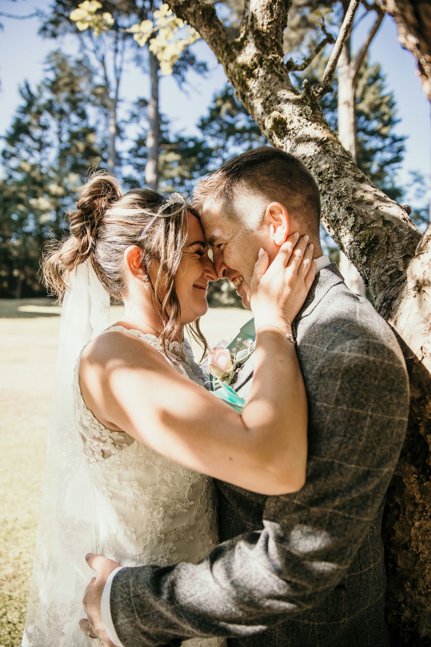 intimate wedding photos