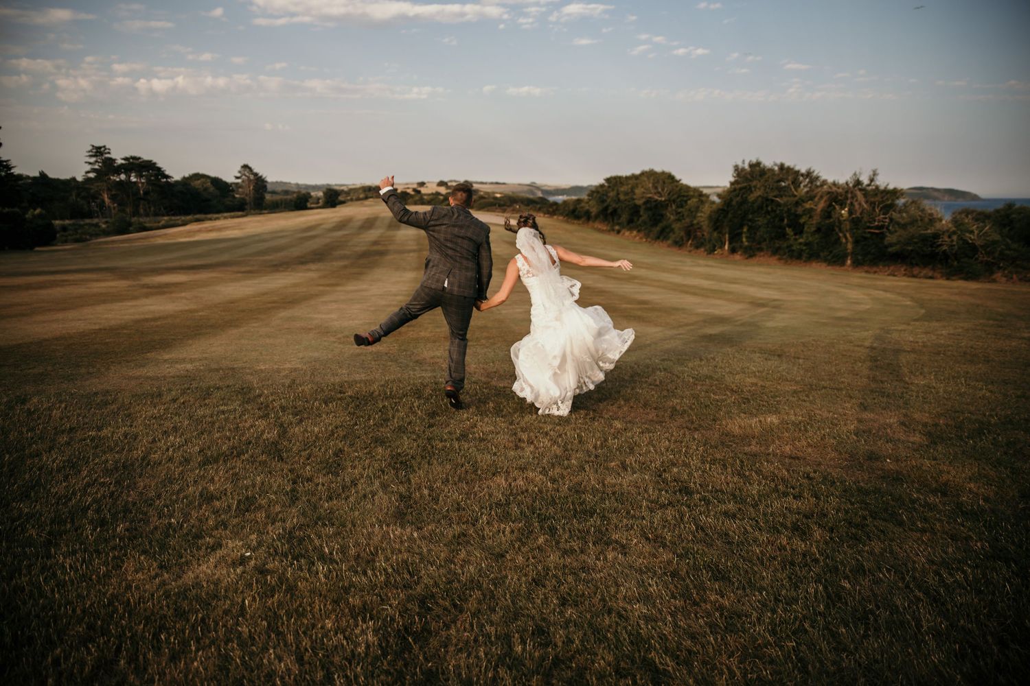 golf course wedding photography cornwall