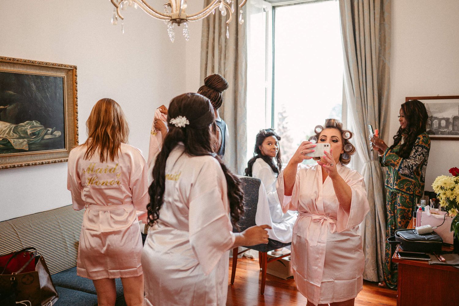 Hochzeitsfotografie Italien Bridesmaids Getting Ready