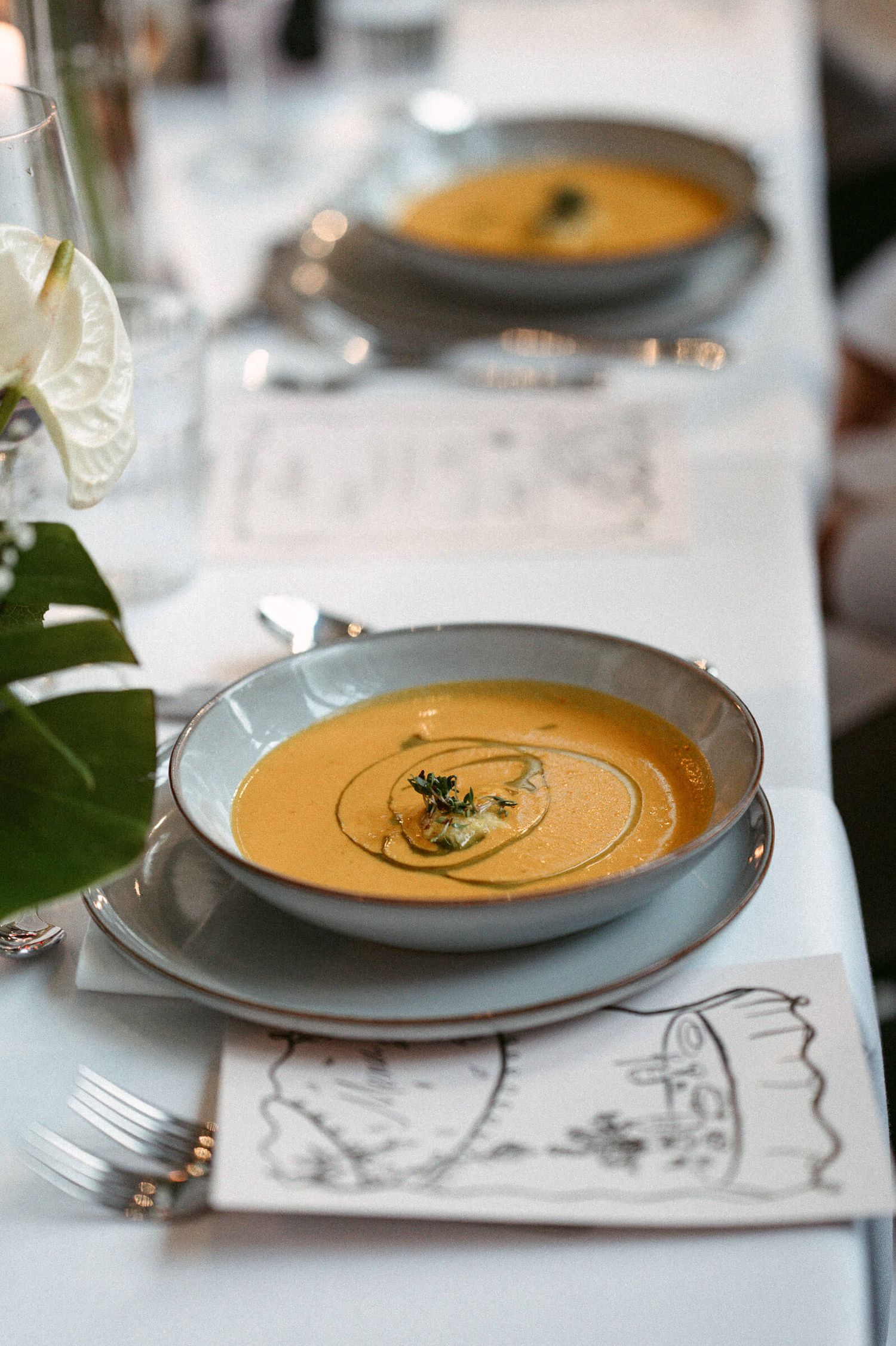 Hochzeitsfotografie Zürich Essen im Thalvie