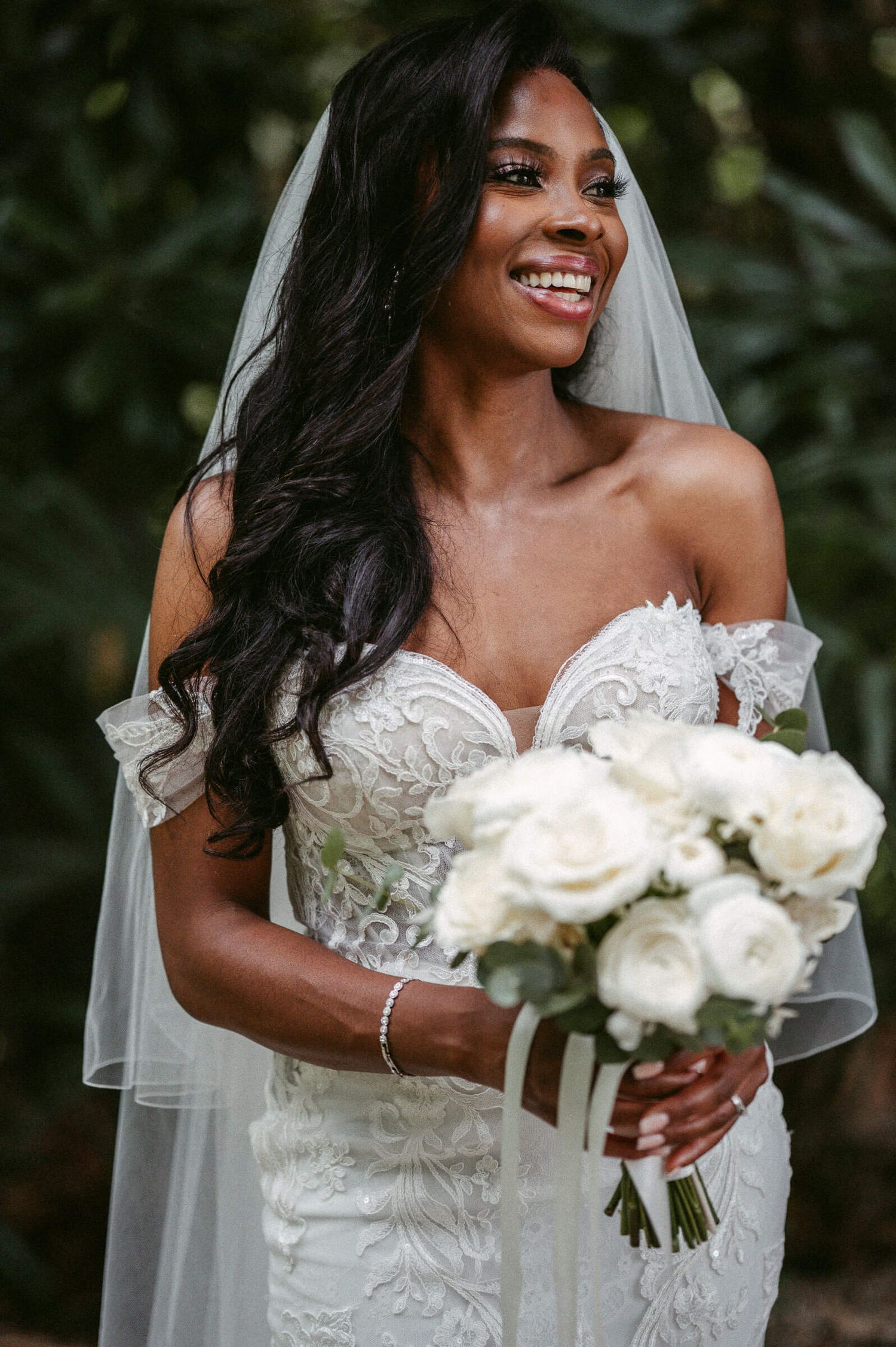 Hochzeitsfotografie Italien Portrait Braut im Garten