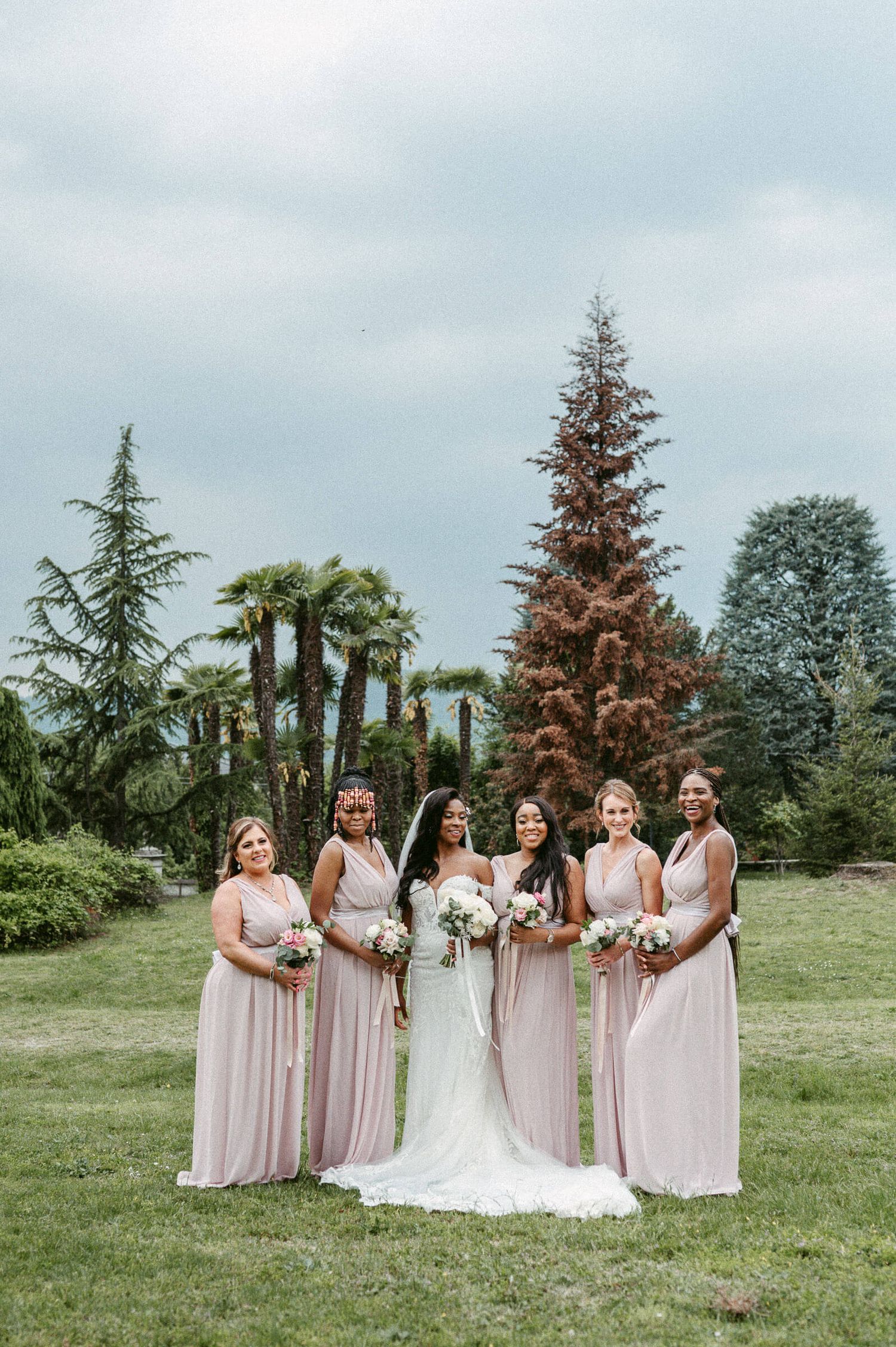 Hochzeitsfotografie Italien Portrait Bridesmaids