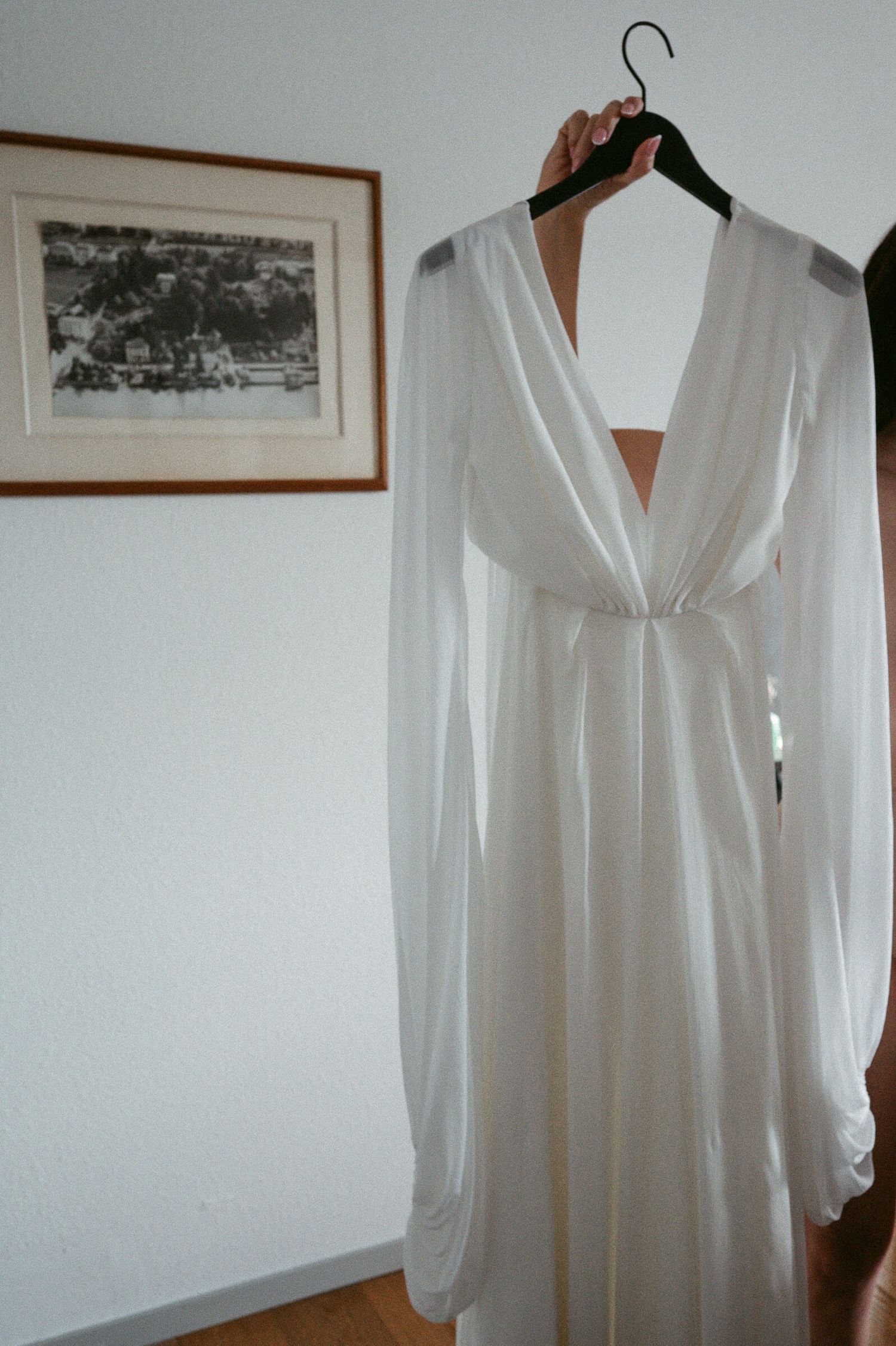 Hochzeitsfotografie Zürich Getting Ready Braut Hochzeitskleid