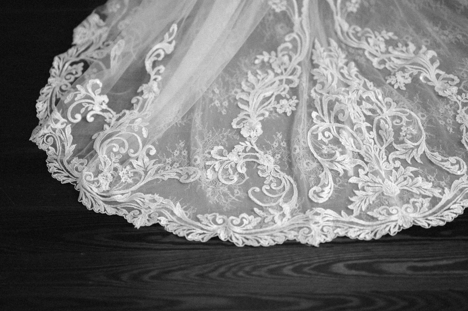 Hochzeitsfotografie Italien Brautkleid