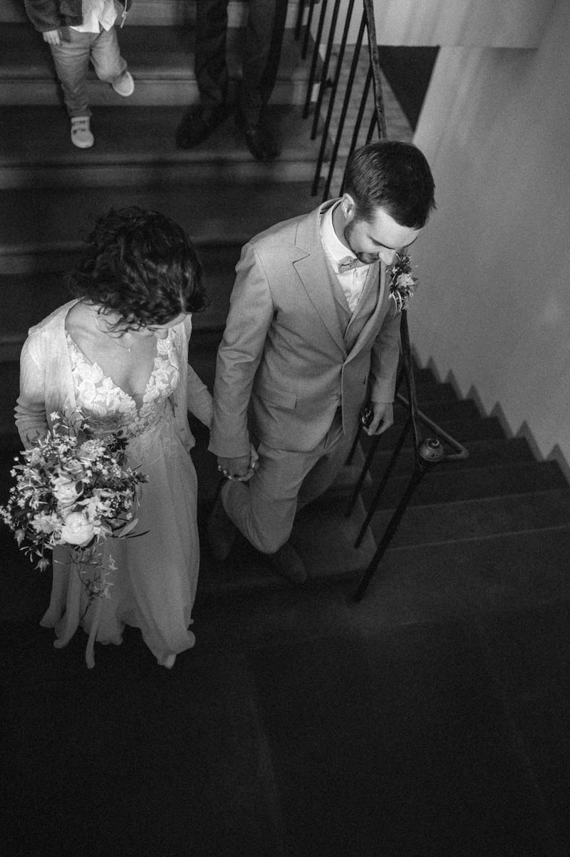 Hochzeitsfotografie Zürich Paar im Standesamt Rüti