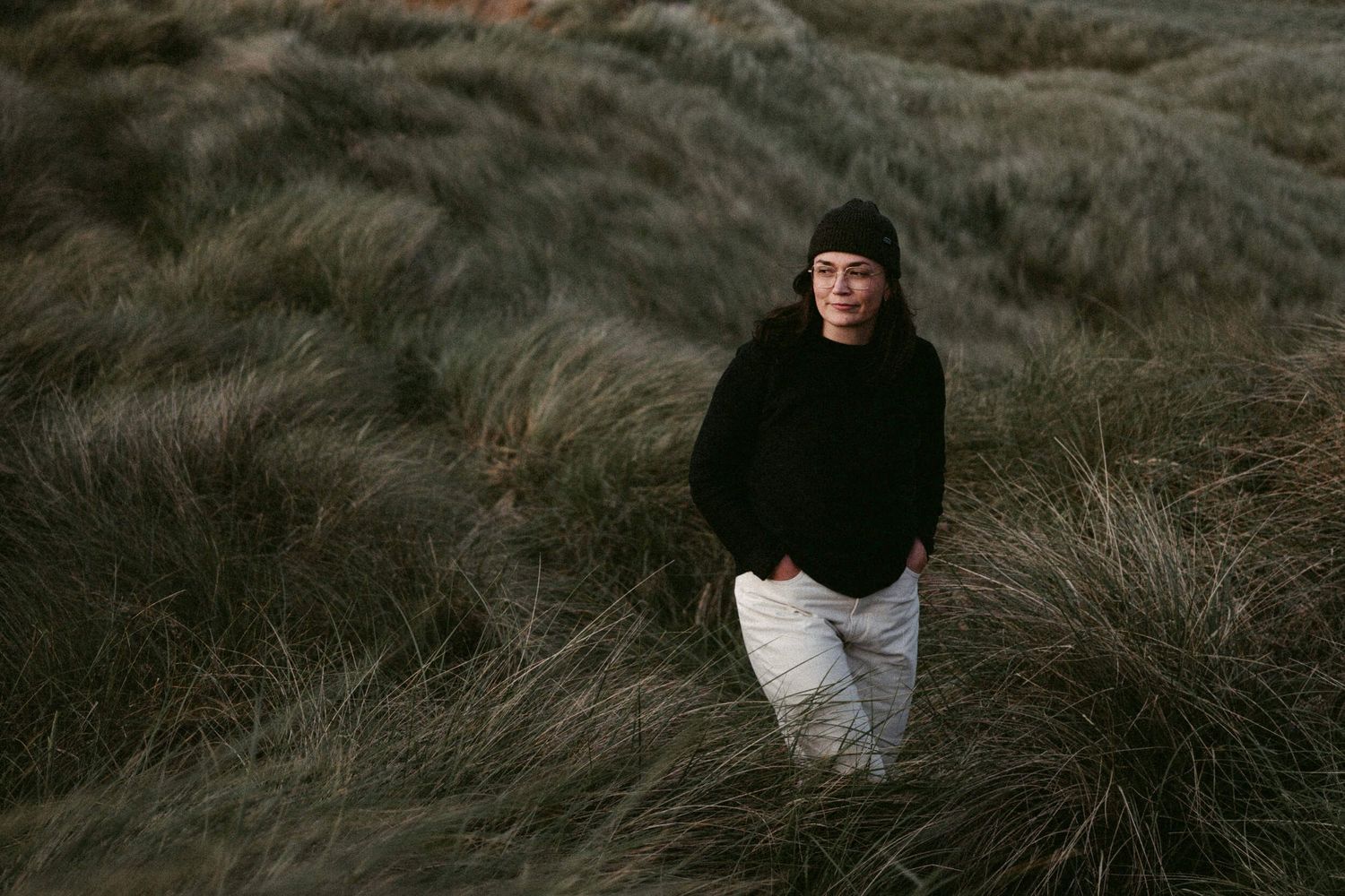 Portraitfotografie Dänemark Portrait Frau in Dünen
