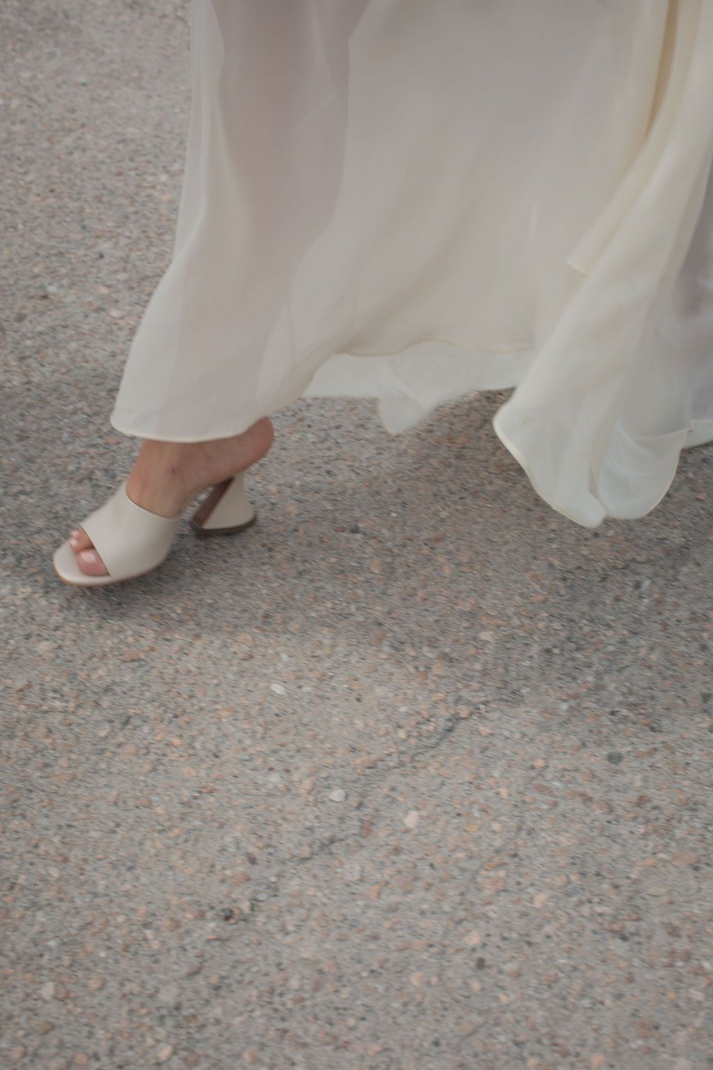 stylish bridal shoe mid step