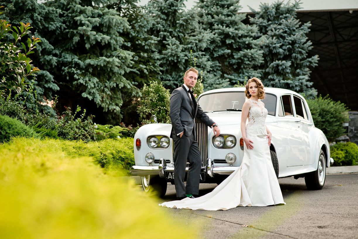 bride groom wedding with antique car new jersey