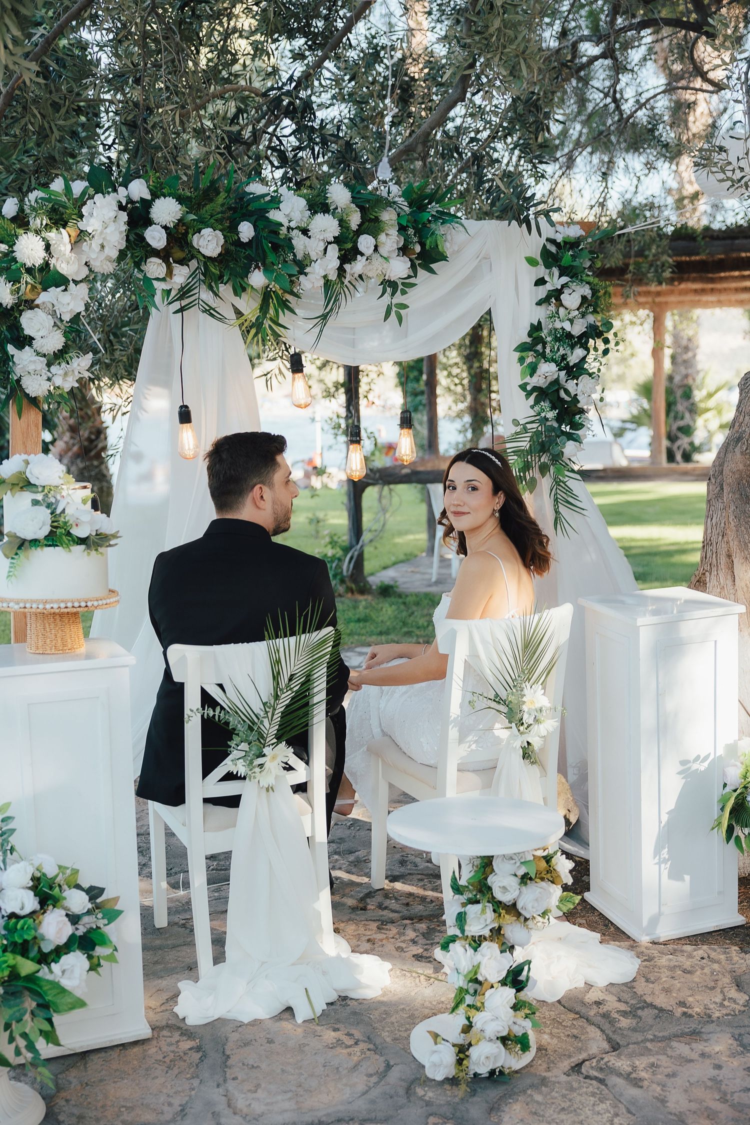 Aliağa düğün fotoğraf çekimi, açık hava nikahı gelin damat romantik anlar profesyonel çekim