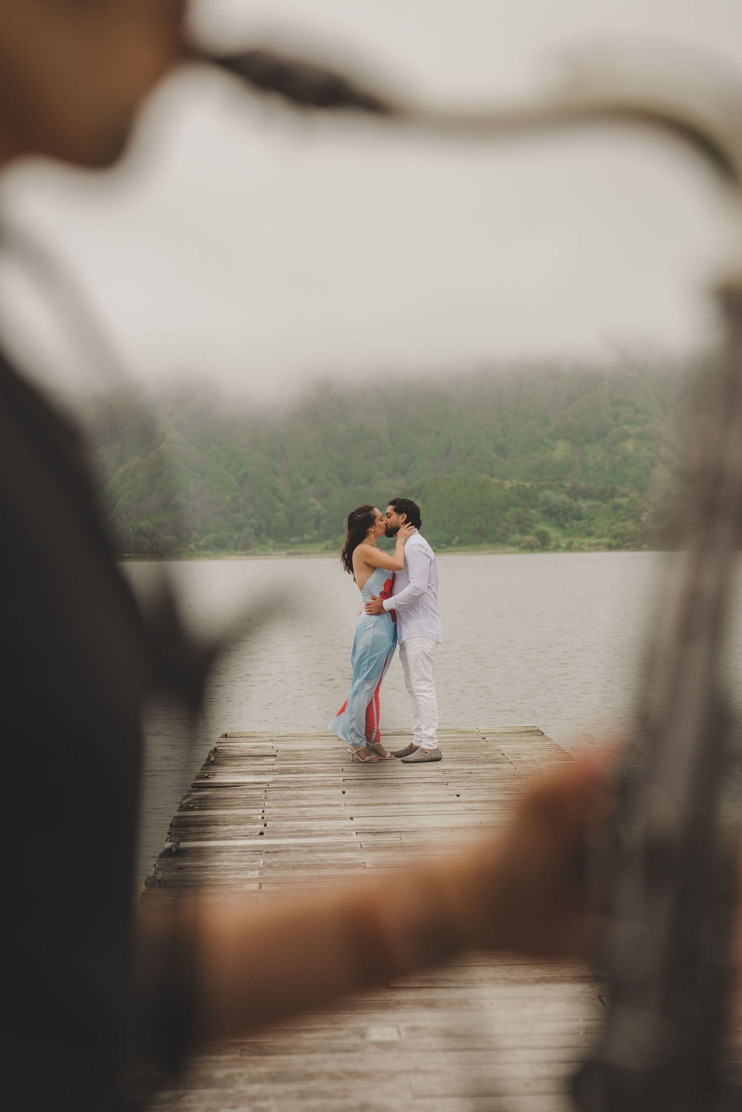 Candid proposal by Azores wedding photographer in sete cidades lake