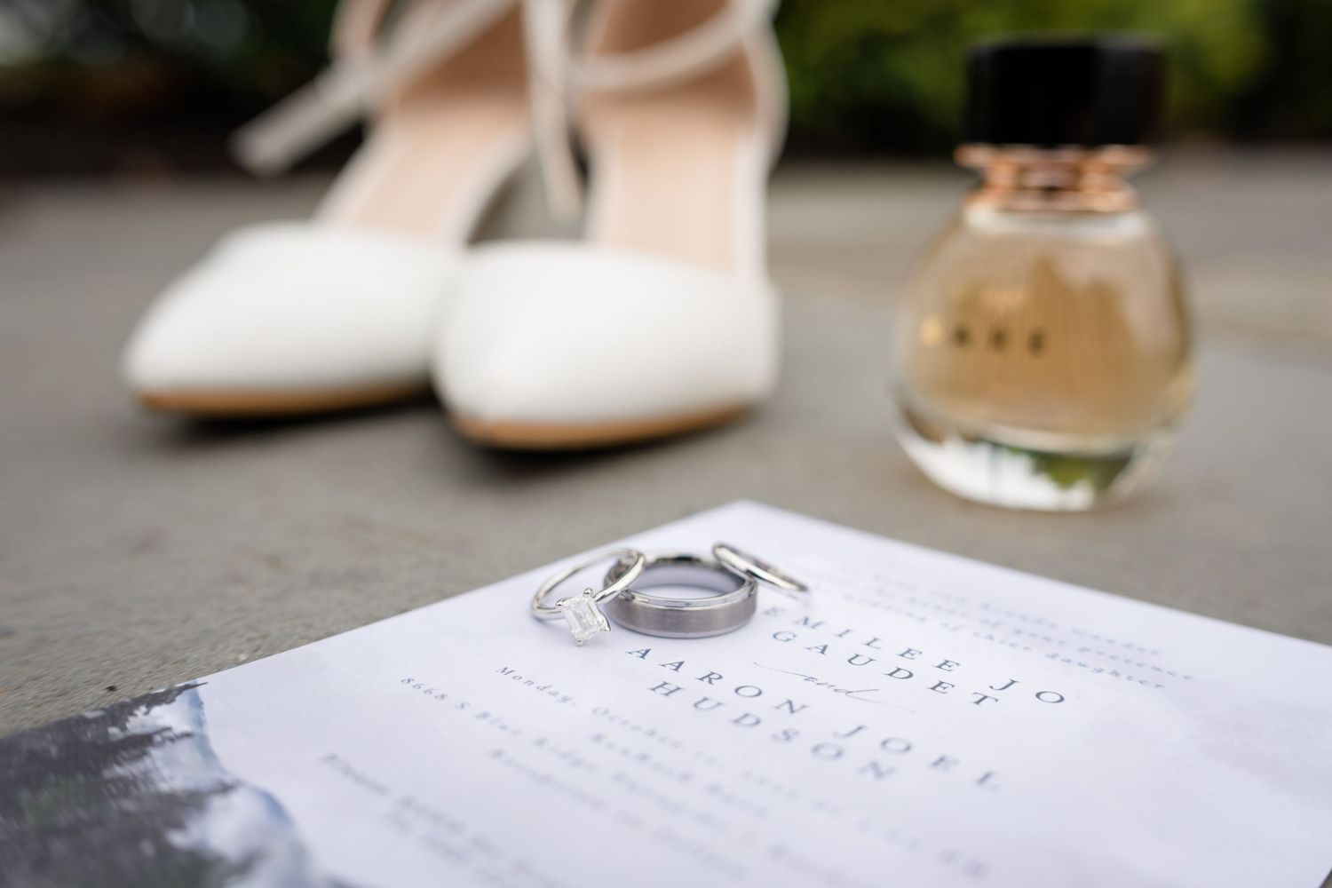 Wedding details at Renback Barn in Rochelle, VA
