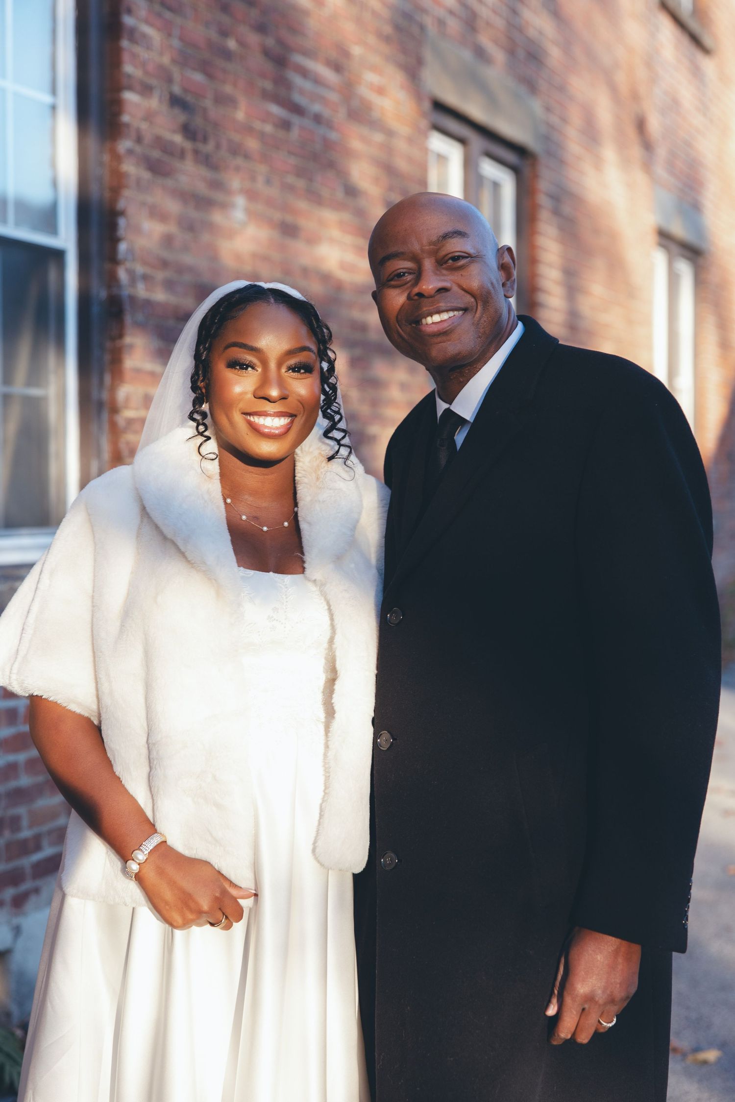 Bride and father portrait before ceremony