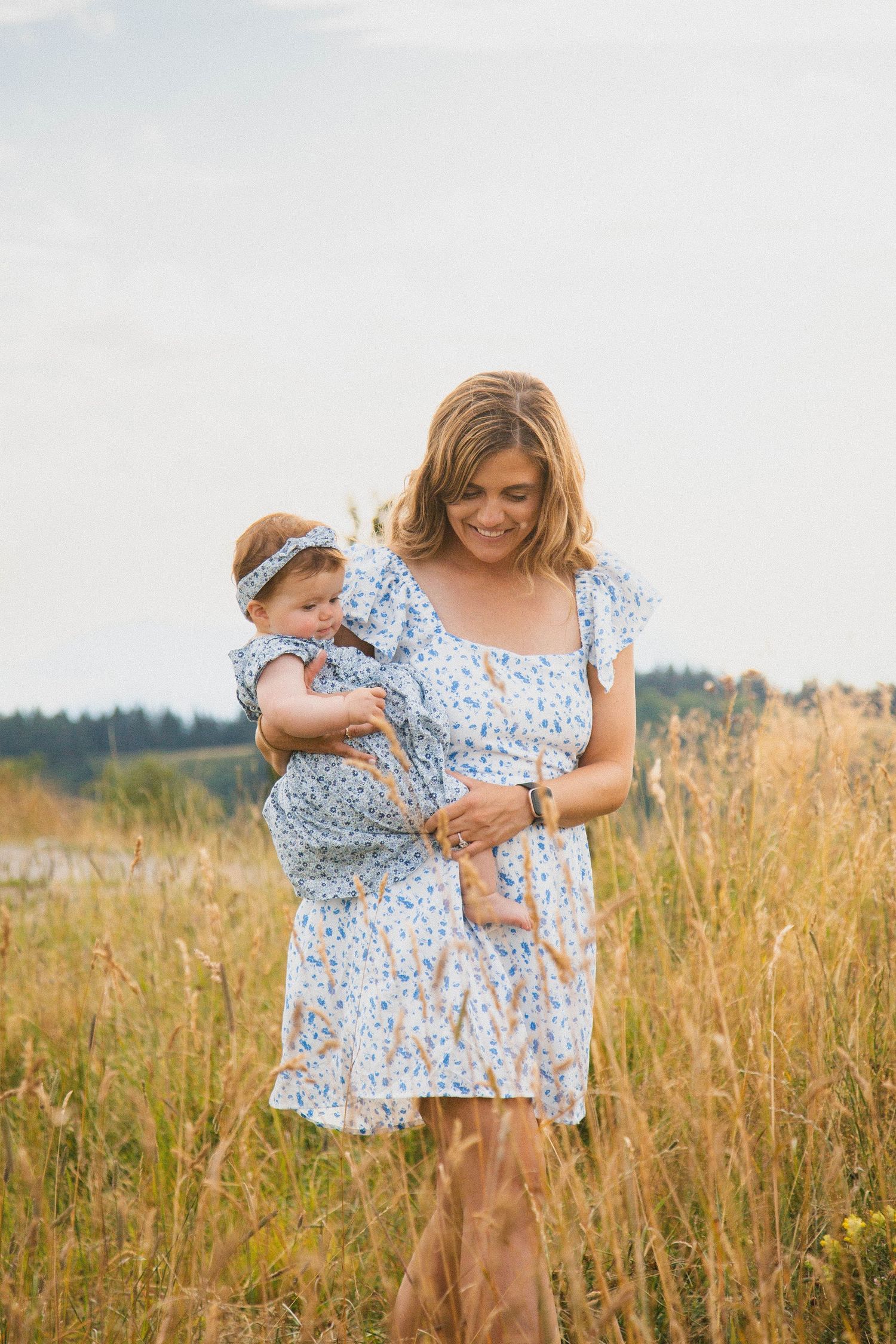 Family photography in morzine. Natural style family photographer based in Morzine. Family photography session in Les Gets and Morzine.